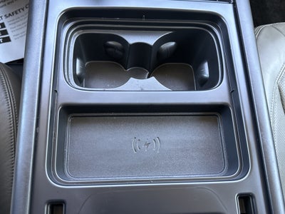 2020 Land Rover Defender SE
