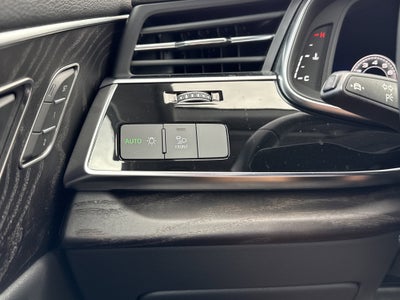 2023 Audi Q8 Premium Plus