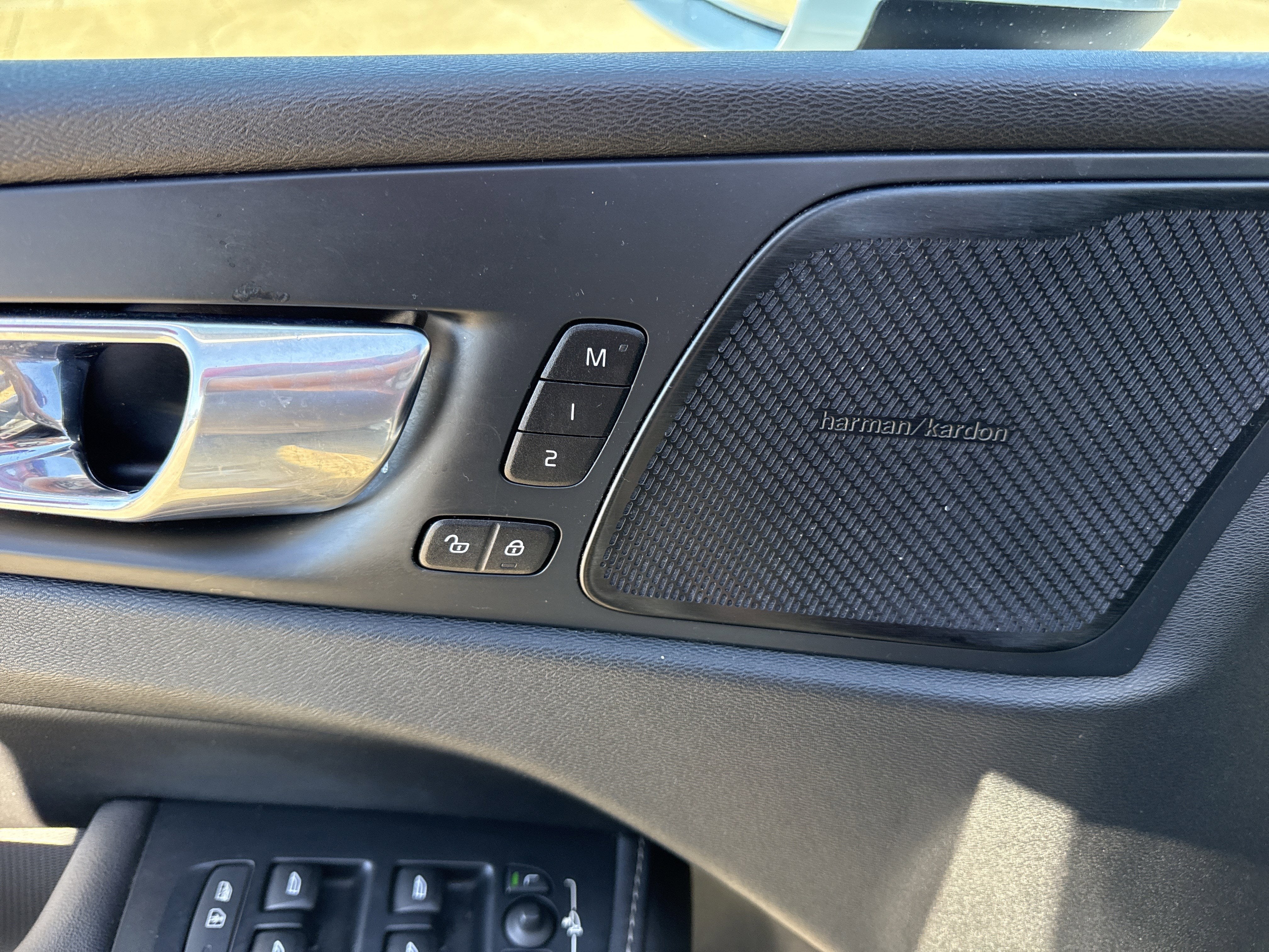 2020 Volvo XC60 Inscription