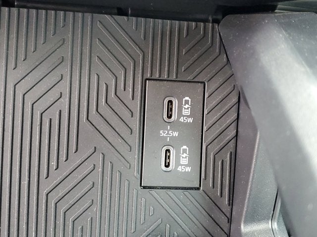 2025 Toyota Tacoma 4WD SR5