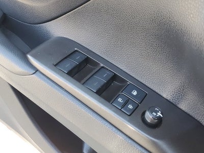 2022 Toyota Camry Hybrid SE