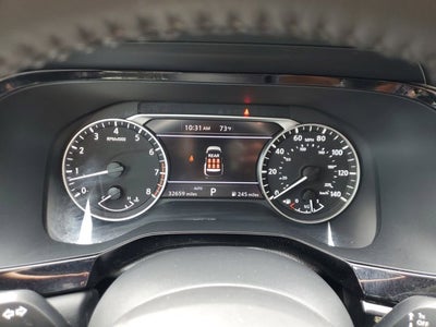 2024 Nissan Pathfinder SV