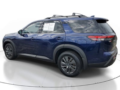 2024 Nissan Pathfinder SV