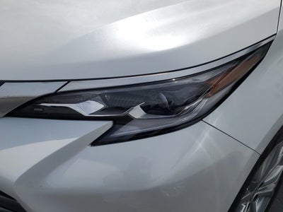 2023 Toyota Sienna Platinum