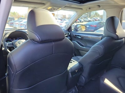 2024 Toyota Highlander LIMITED