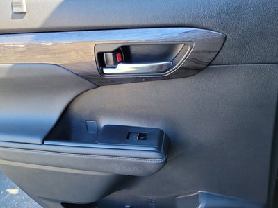 2024 Toyota Highlander LIMITED