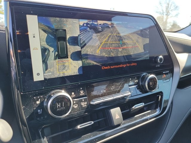 2024 Toyota Highlander LIMITED