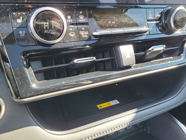 2024 Toyota Highlander LIMITED