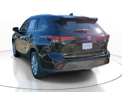 2024 Toyota Highlander LIMITED