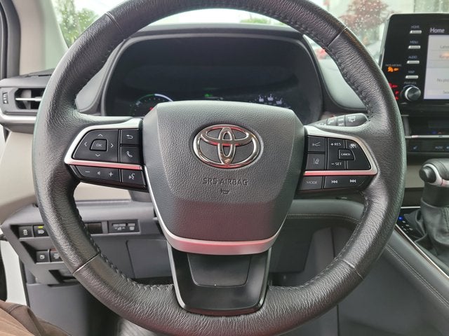 2024 Toyota Sienna XLE