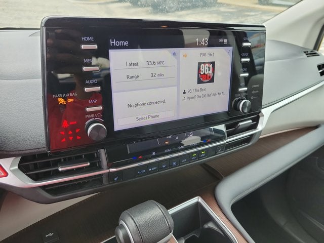 2024 Toyota Sienna XLE