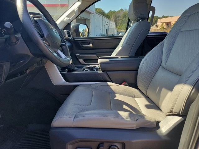 2024 Toyota Tundra 4WD SR5