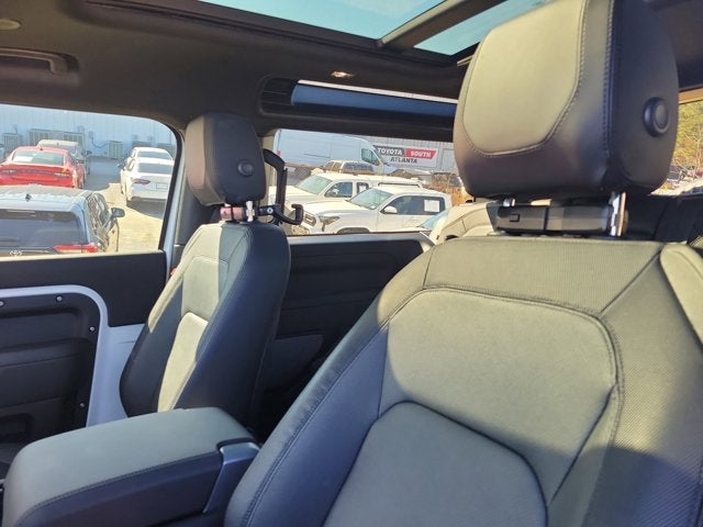 2024 Land Rover Defender X-Dynamic SE