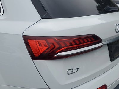 2021 Audi Q7 Premium Plus